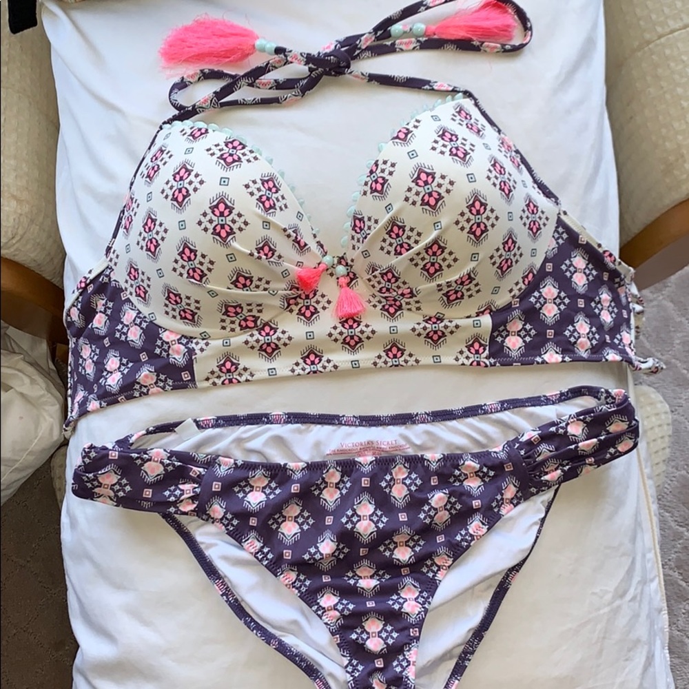 Victoria’s Secret Knockout Bikini